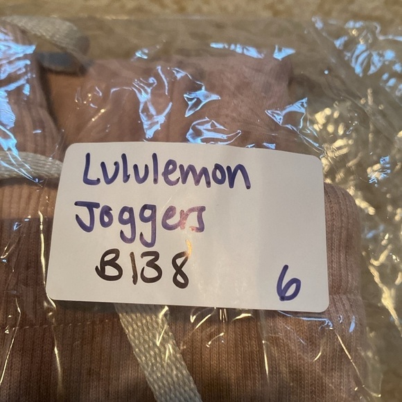 Lululemon Warm Down Jogger 28" in Marble Dye Silky French Press Pink Sz 6 - Picture 16 of 16